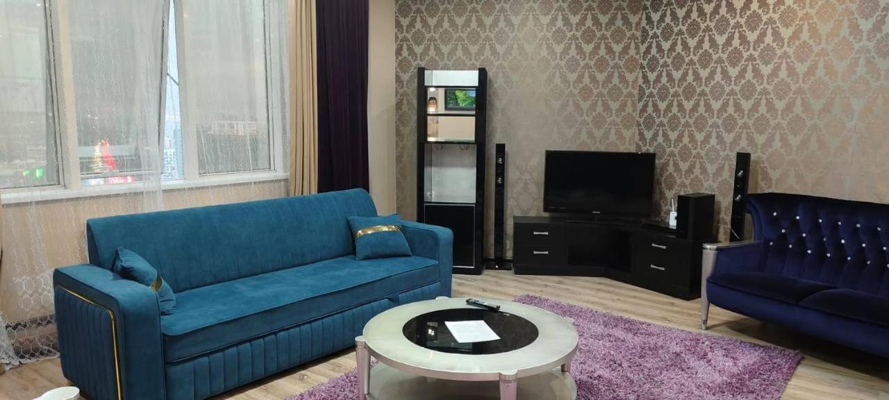Nurly Tau 2Room Apartments Almaty Exterior photo